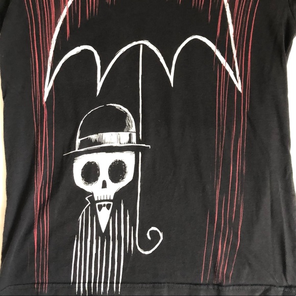 Akumu Ink skeleton under a umbrella woman’s size small - Picture 4 of 13